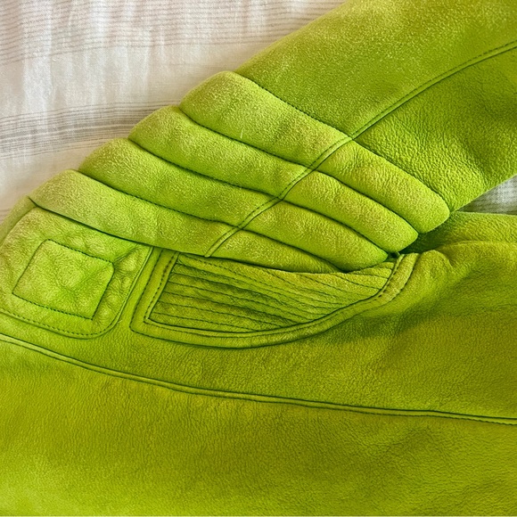 Ralph Lauren Purple Label lime Green Shearling Jacket. Size 4. - Picture 10 of 16
